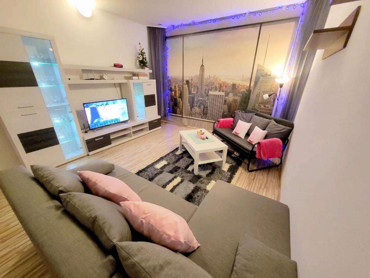 Velky Apartman 2 Братислава Экстерьер фото